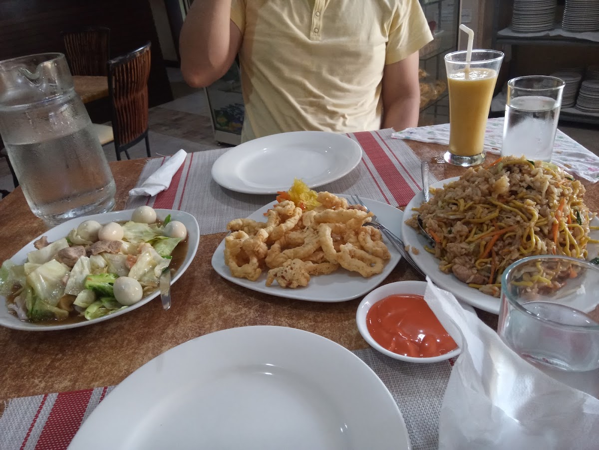 Saya's Restaurant Photo 6