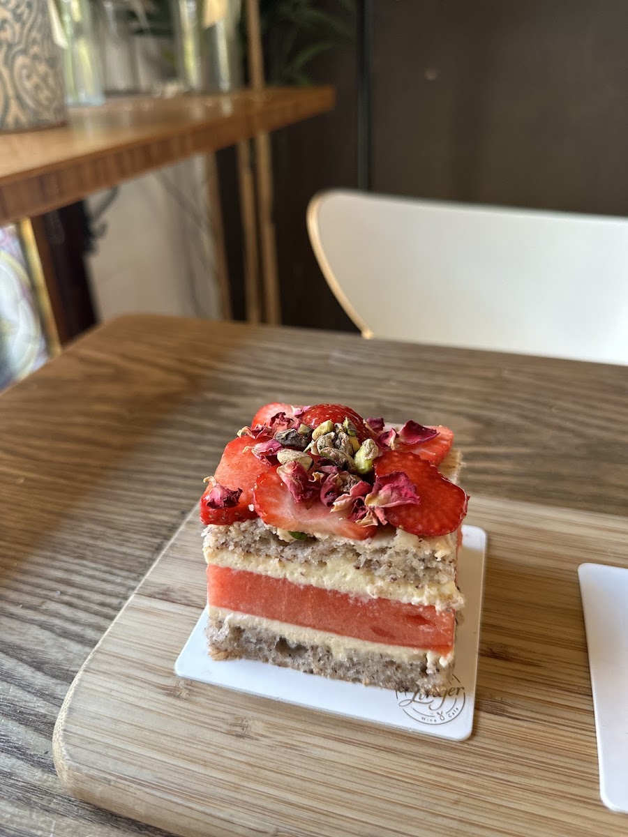 Linger Cafe Photo 6