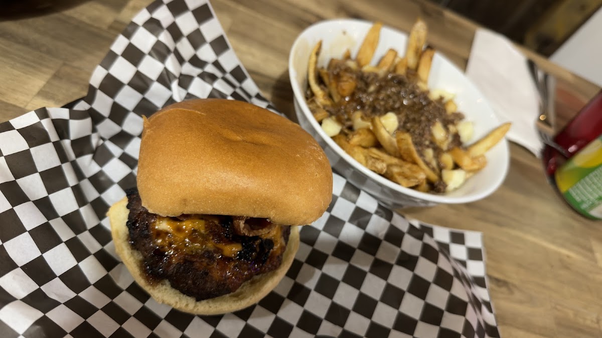 Ignition Eatery Photo 4