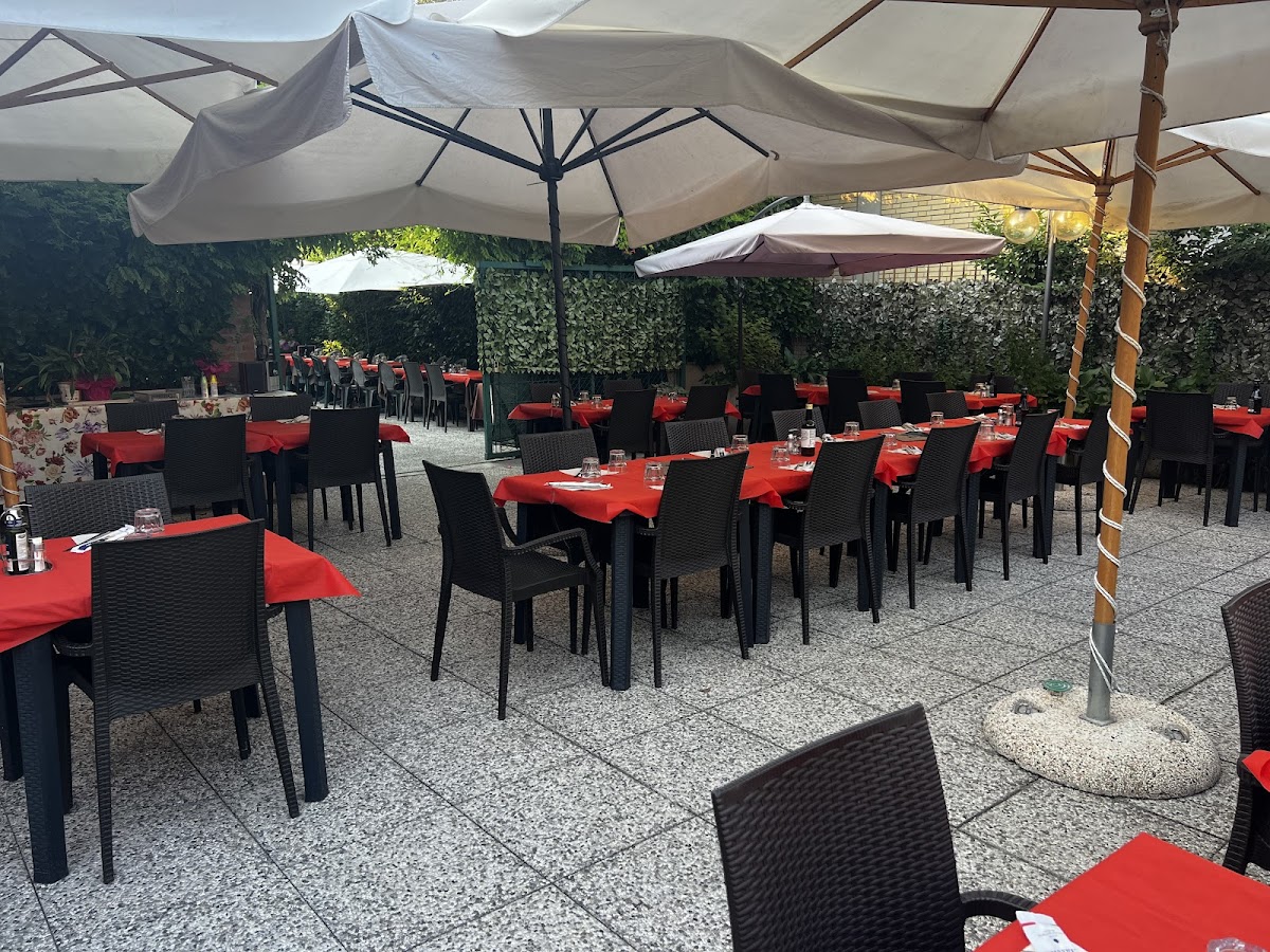 Pizzeria Vecchia Lira San Massimo