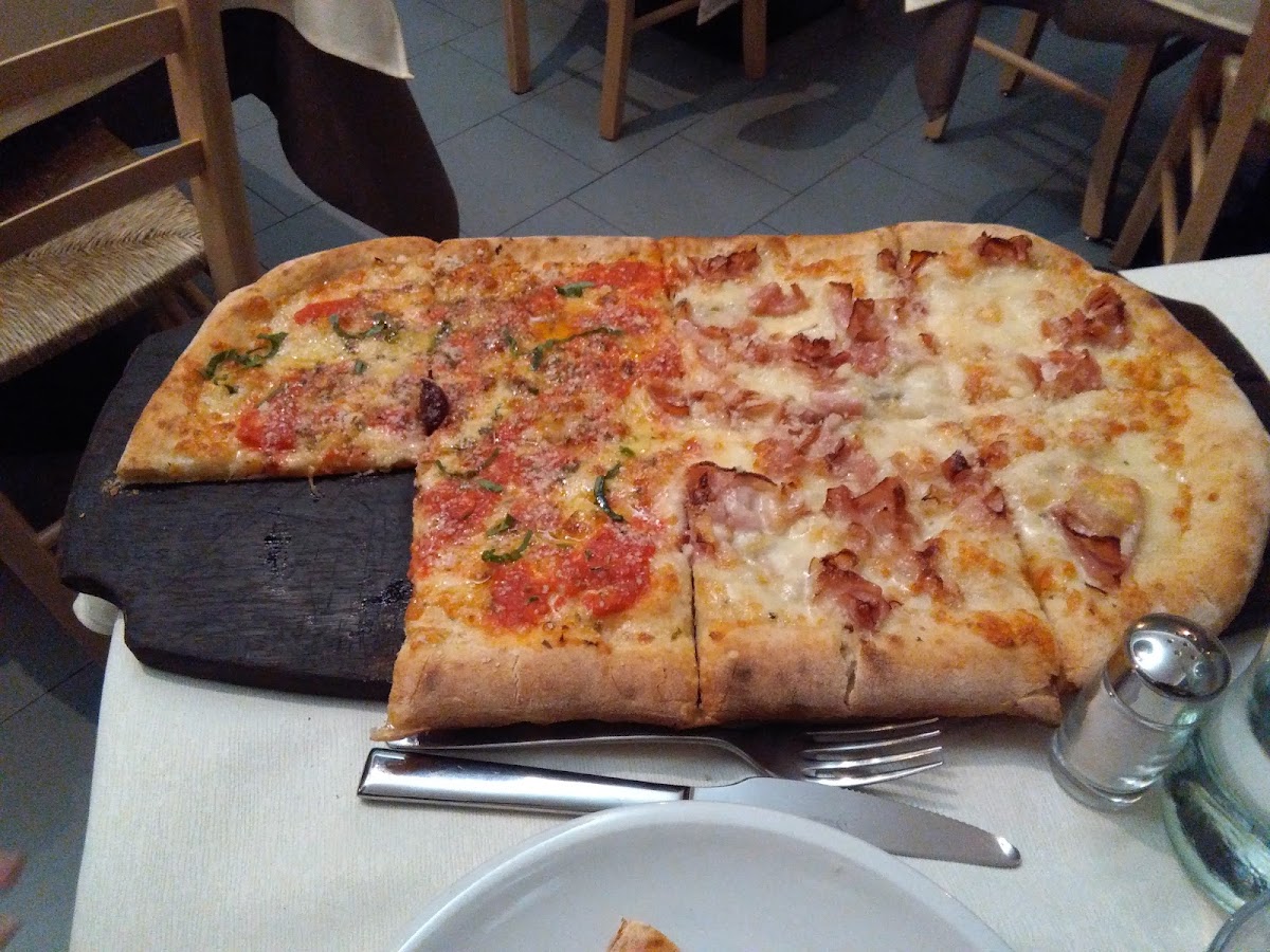 Pizzeria Vecchia Lira San Massimo Photo 5