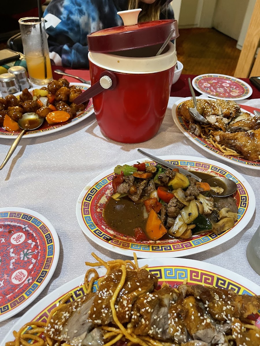 Hong Kong Seafood Restaurant Photo 9