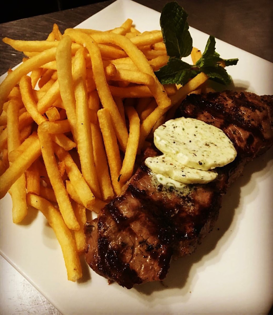 The Cellar Food & Drink Photo 10