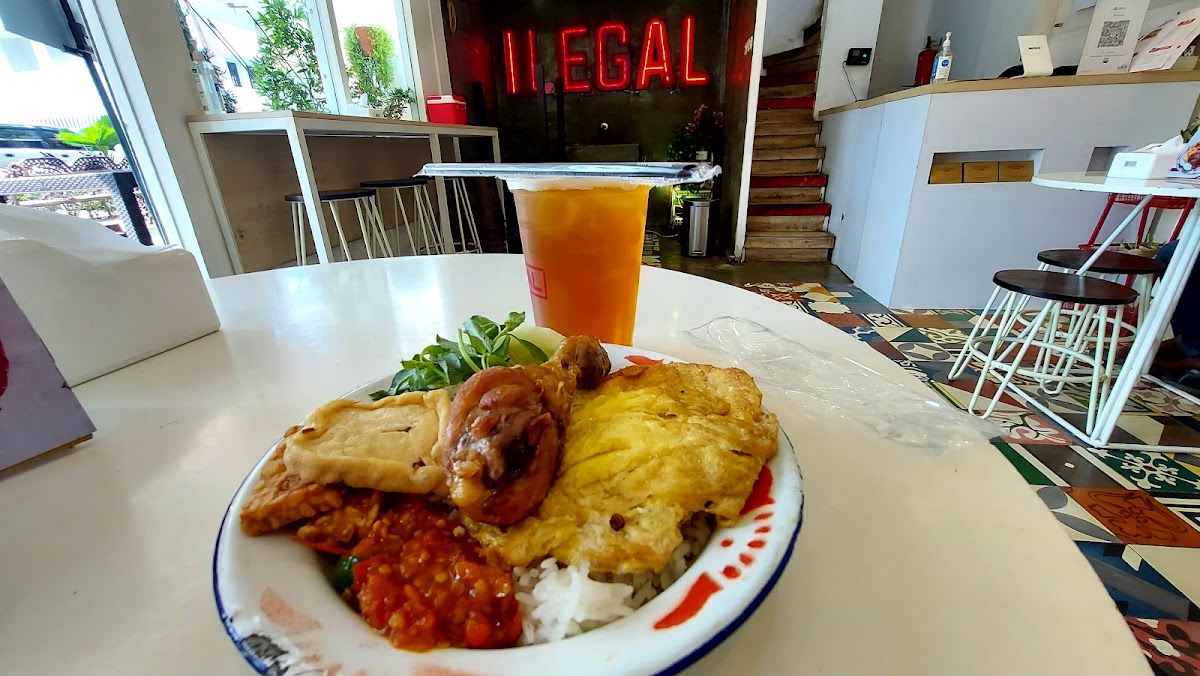 ILEGAL bloc Photo 6