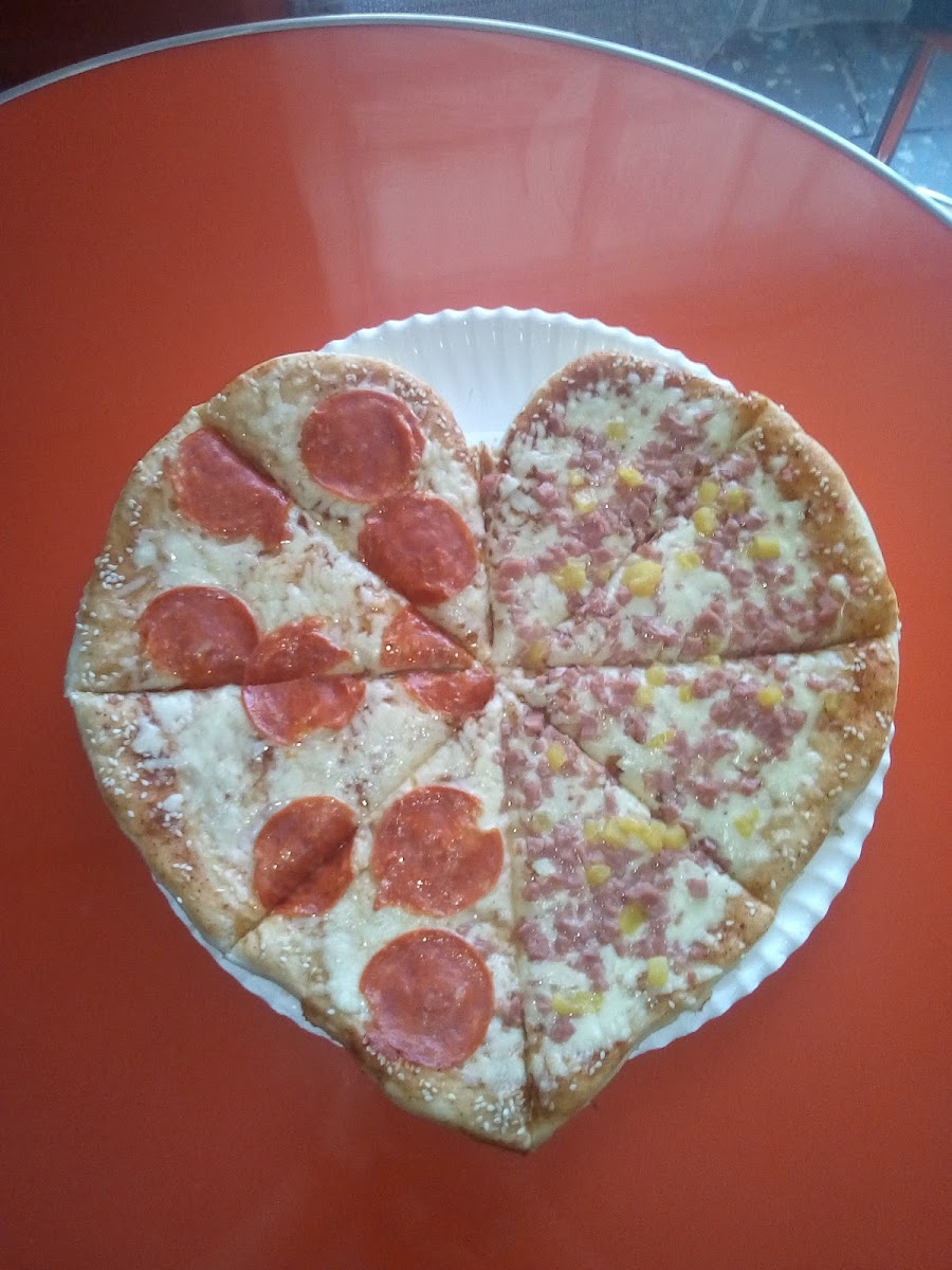 Pizzas Oh So Good Photo 5
