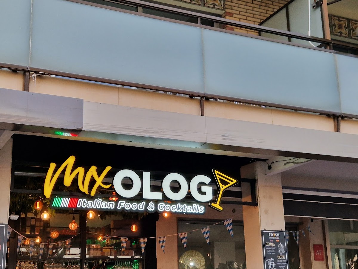 Mixology Comida Italiana & Cocktails | Restaurante italiano