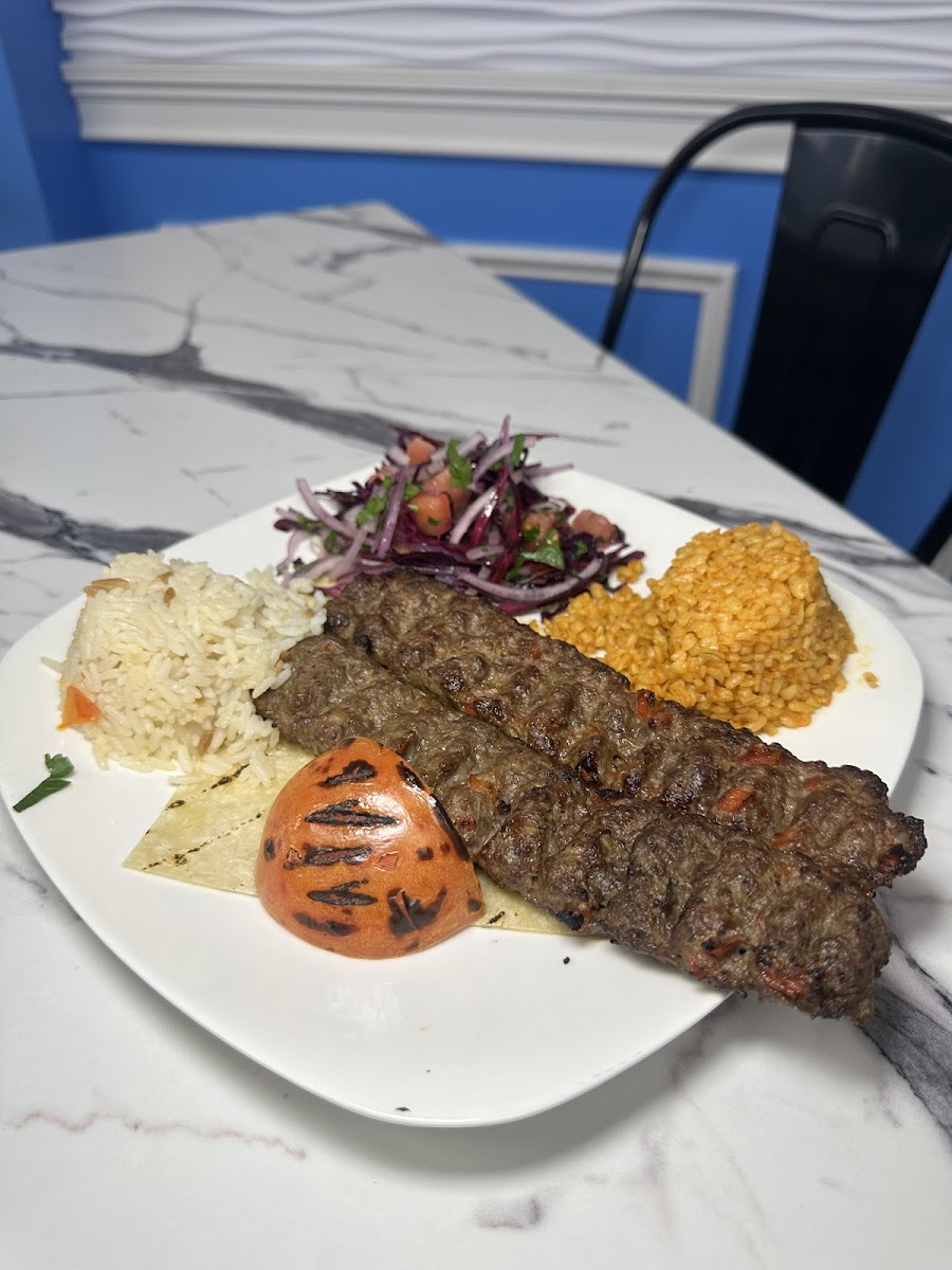 Mezze Mediterranean Grill Photo 5