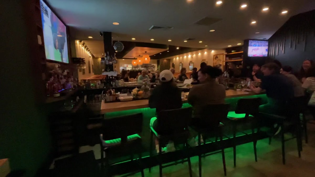 Frankie's Kitchen & Cocktail Bar Photo 2