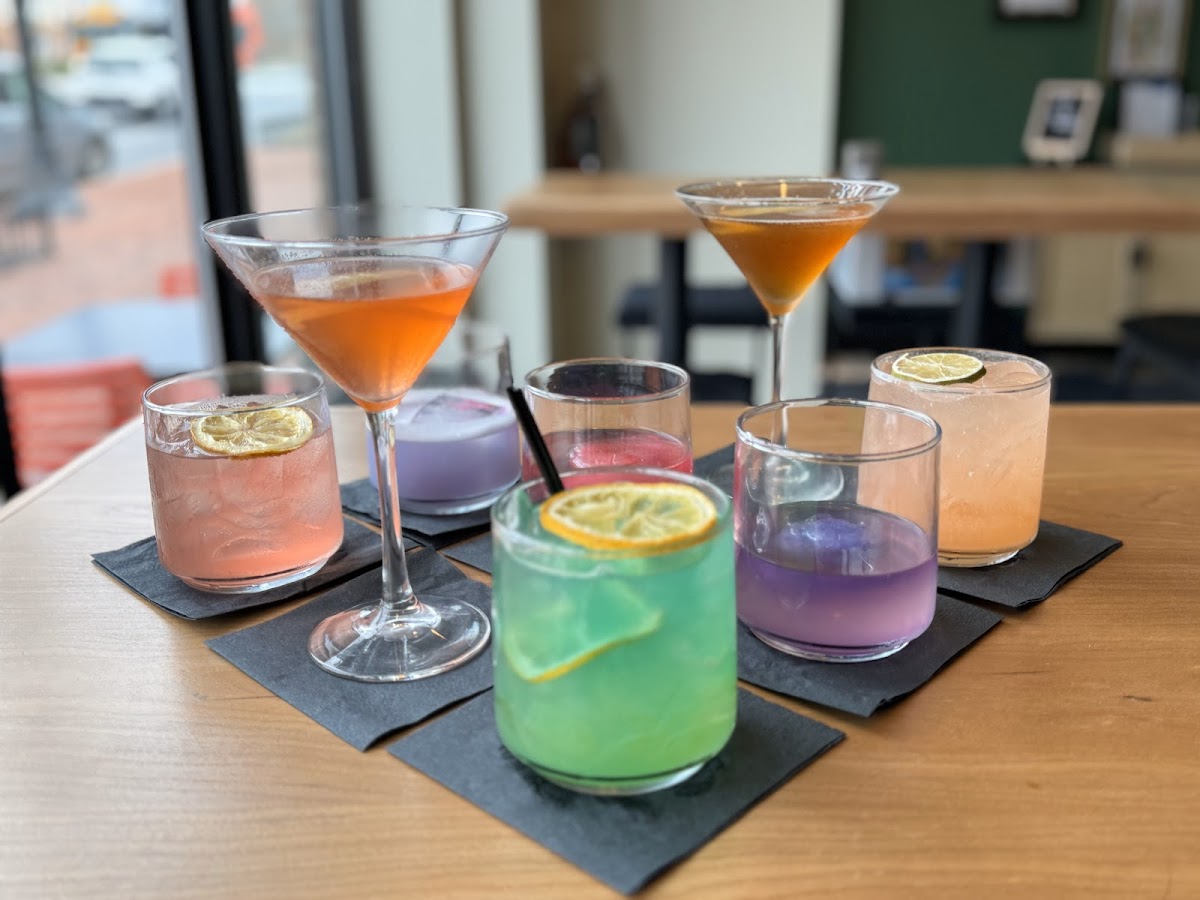 Frankie's Kitchen & Cocktail Bar Photo 4