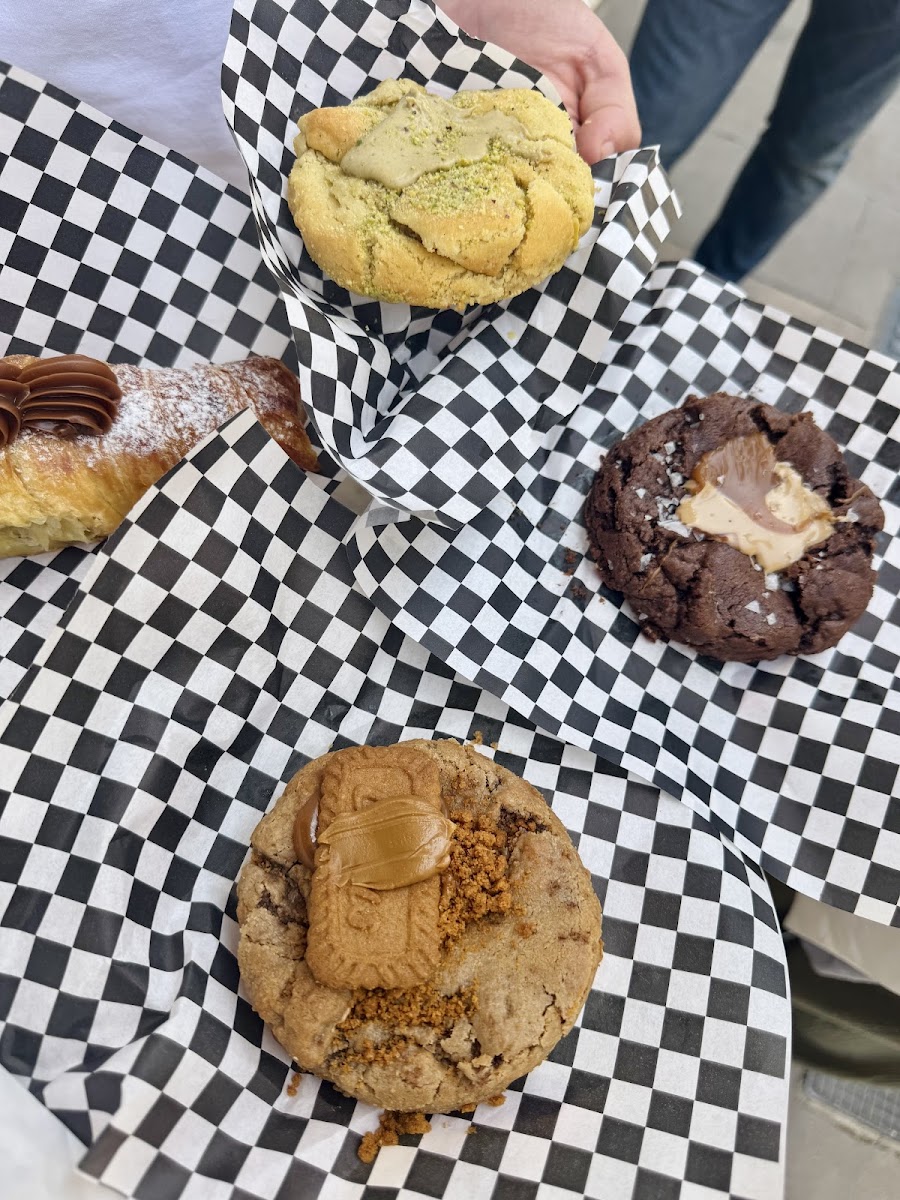 Cookie York Photo 9