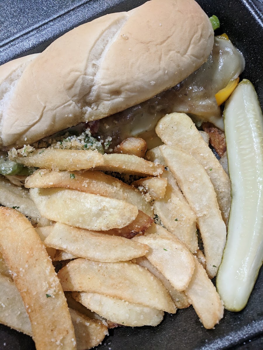 Brick House Bar & Grill Photo 7