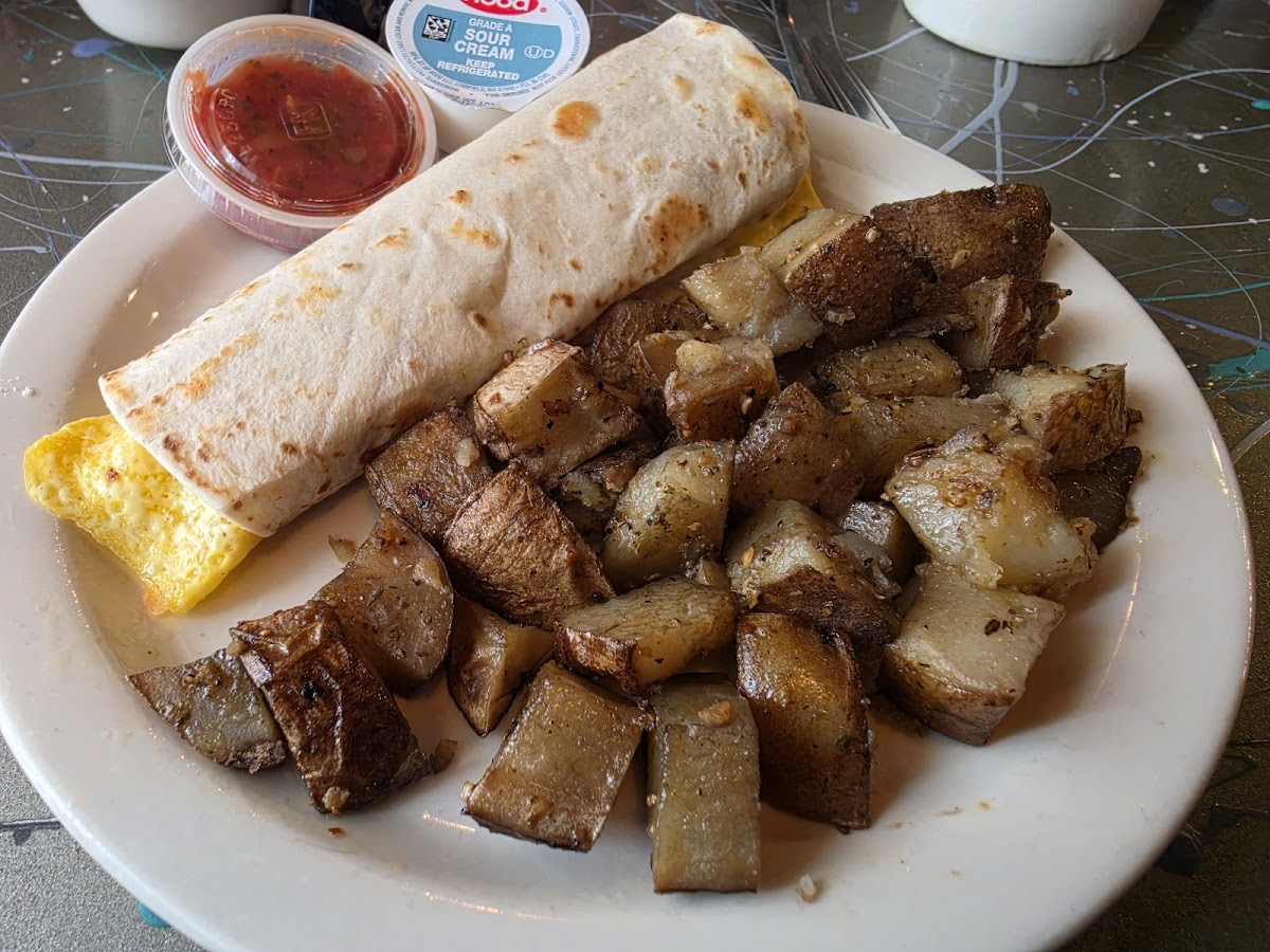 Alley Cat Diner Photo 3