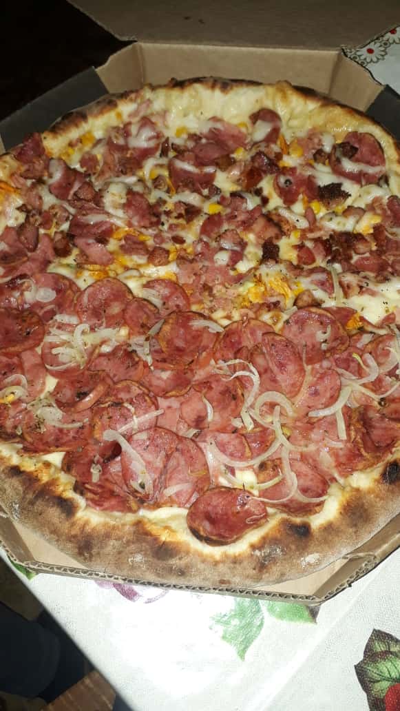 La luthella pizza delivery Photo 6