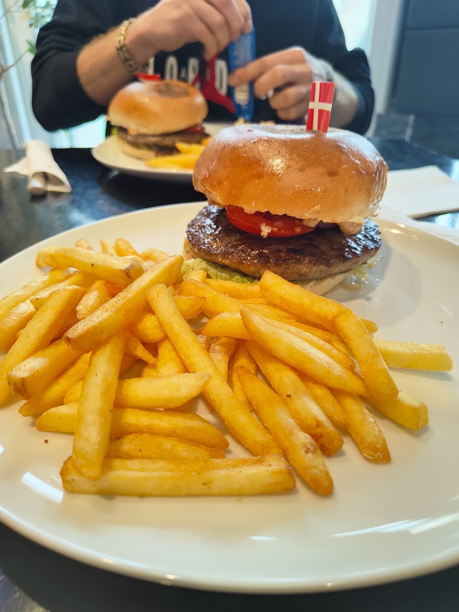 Eko‘s Pizza Pasta Burger Photo 7