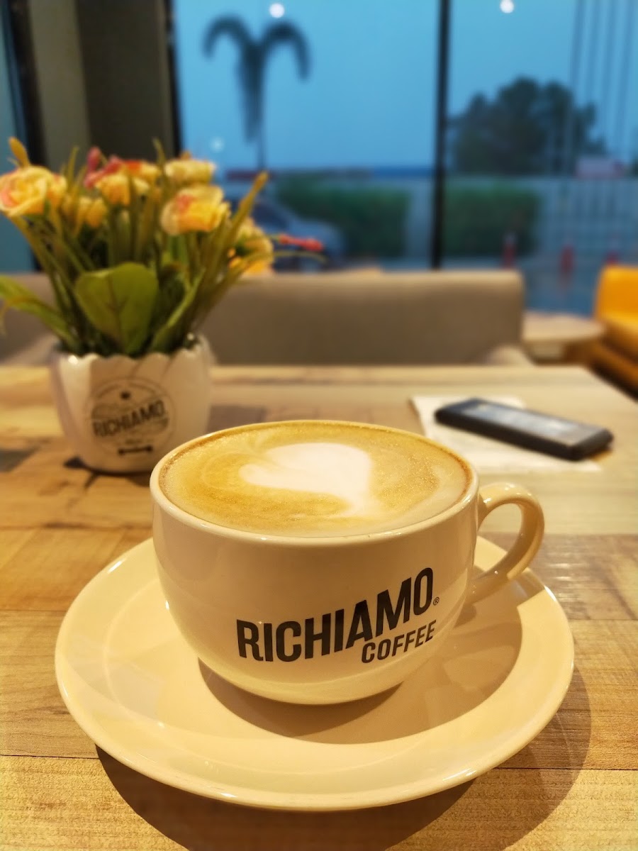 Richiamo Coffee - Bukit Beruntung Photo 5