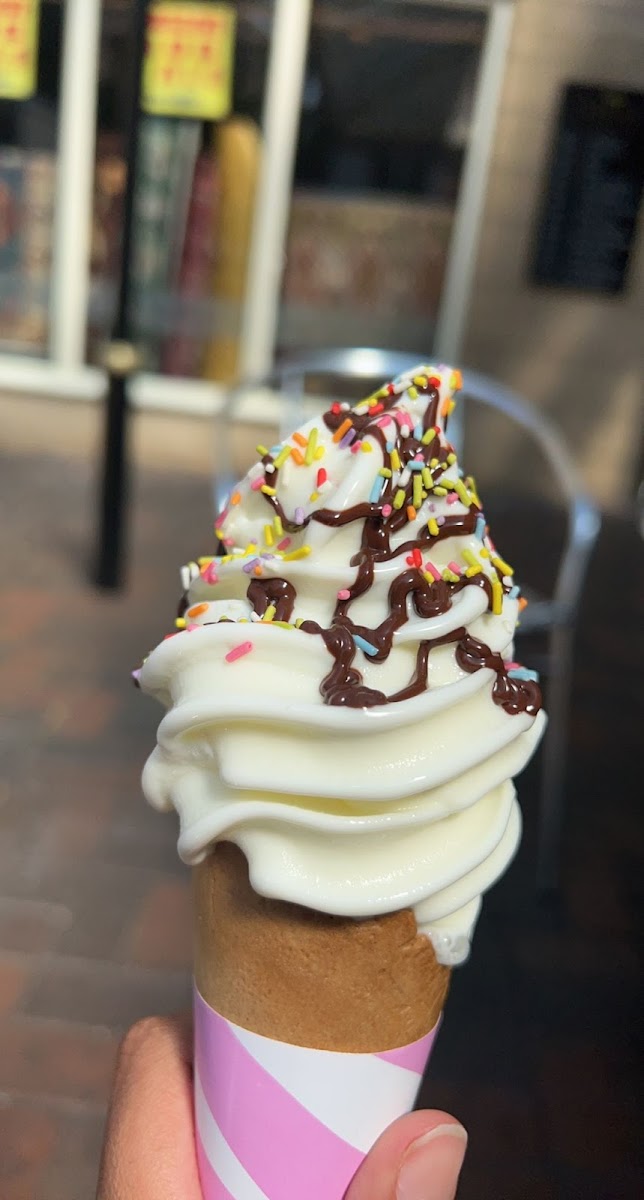 Castle Creamery Photo 10