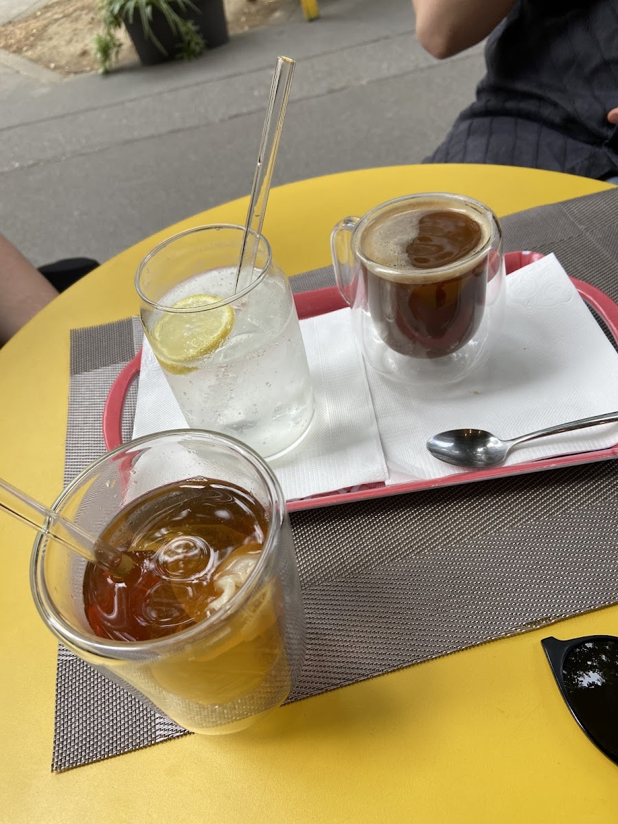 Sunflower Café Photo 7