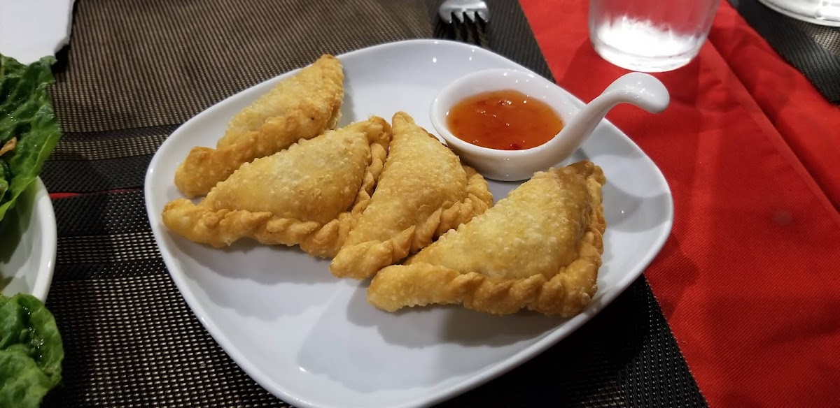 Lugarno Thai Restaurant Photo 6