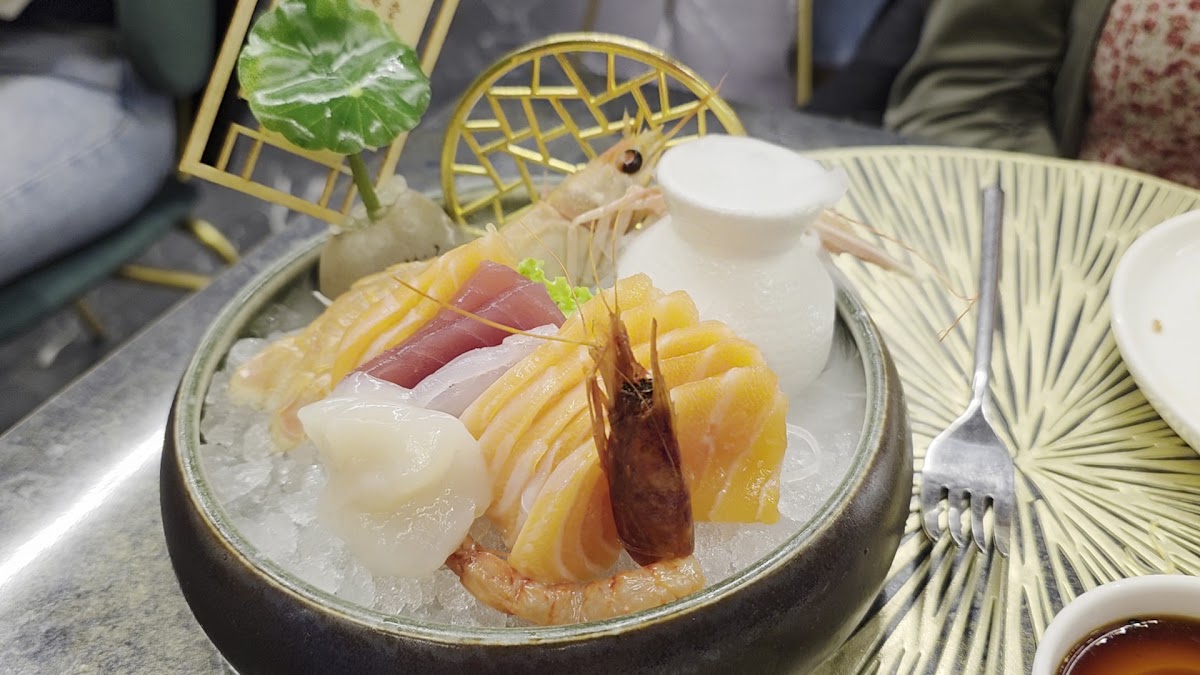 RISTORANTE KAYAMA SUSHI ASIAN FUSION Photo 2