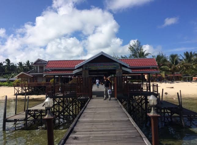 Derawan Beach CAFE & Cottage Photo 3