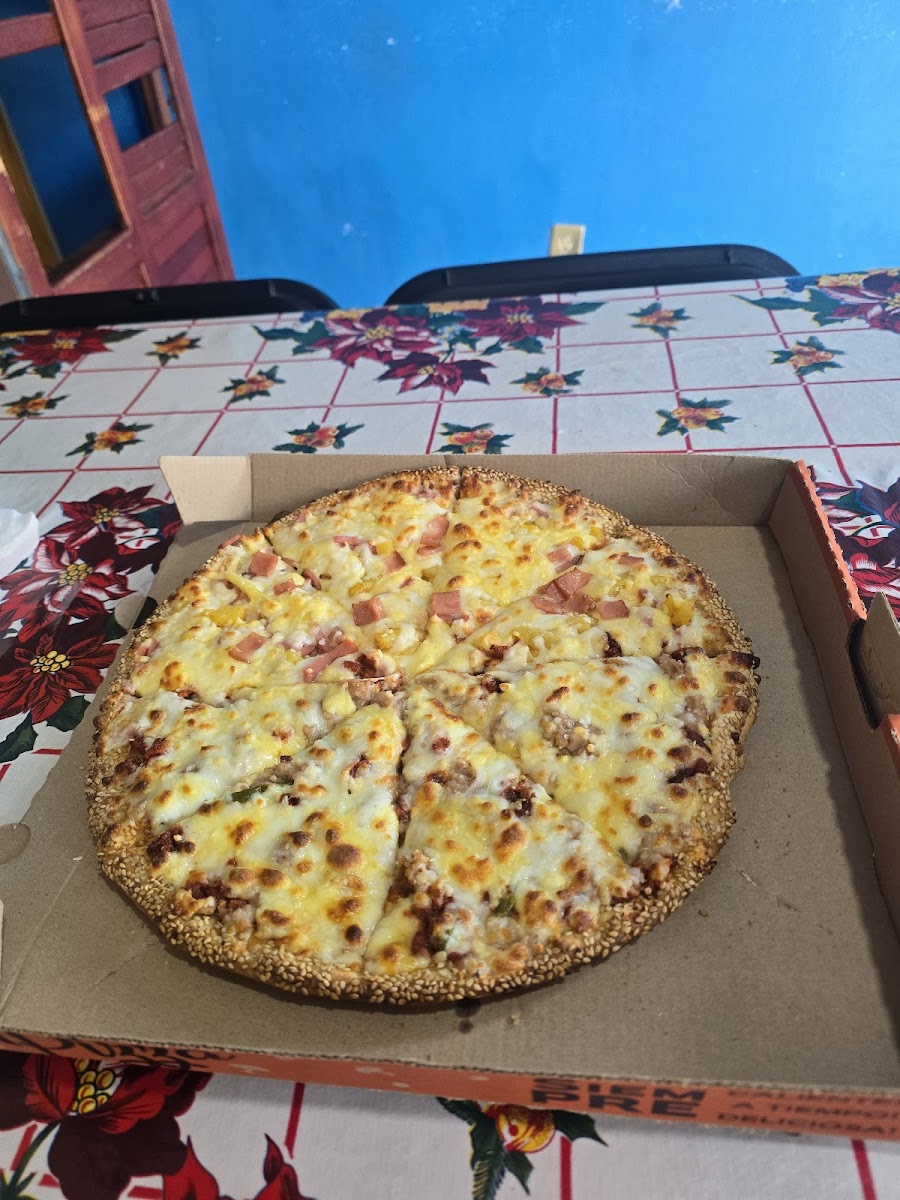 Tanis Pizza