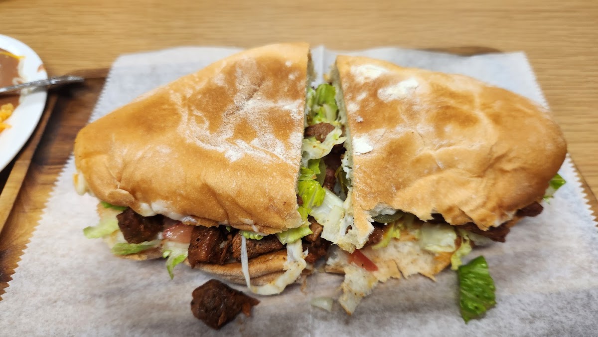 Rossana's Taqueria Photo 4