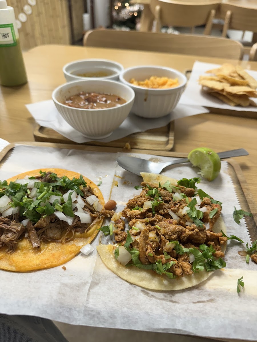 Rossana's Taqueria Photo 8