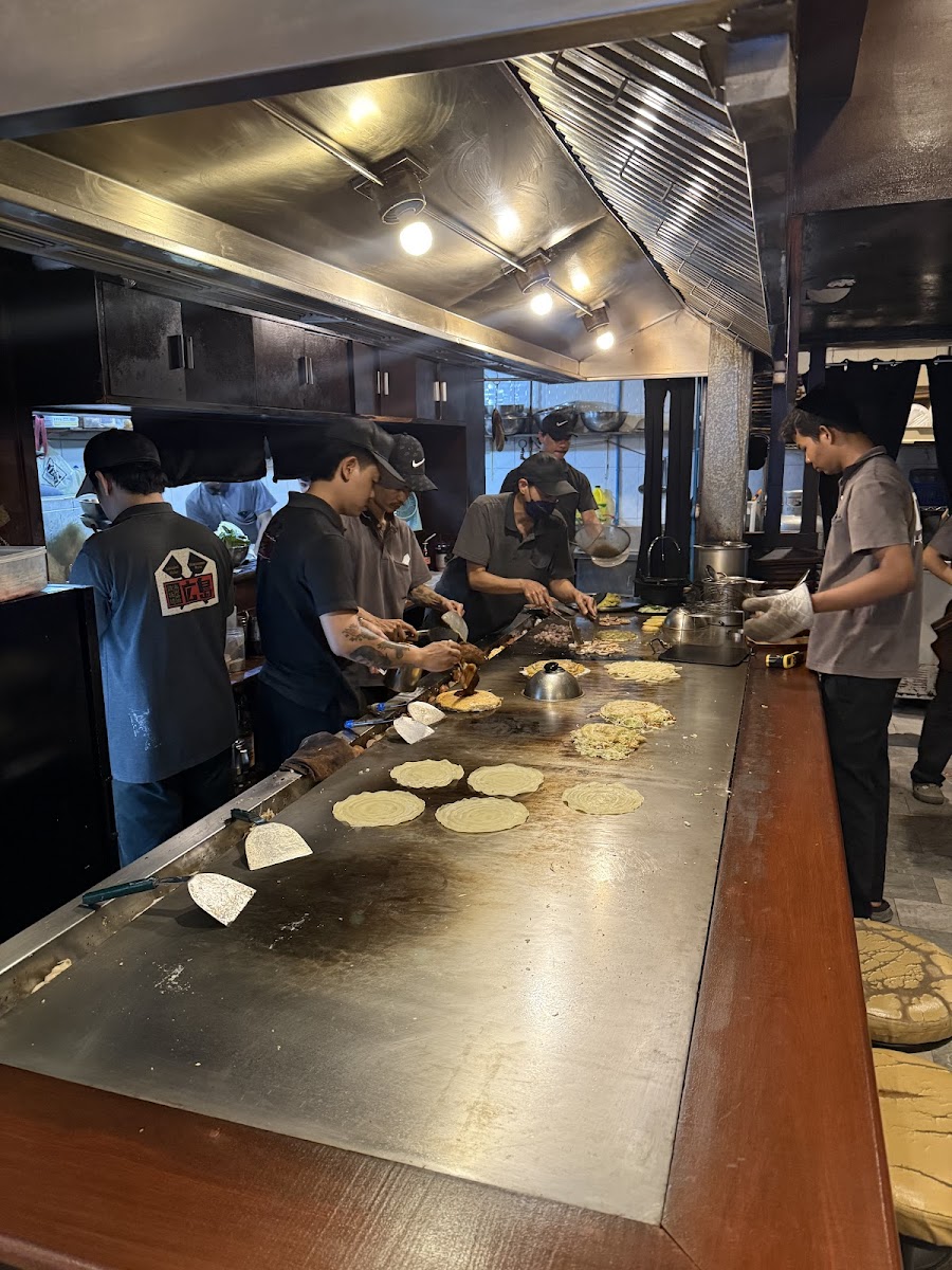 Hiroshima Pizza Okonomiyaki Photo 3