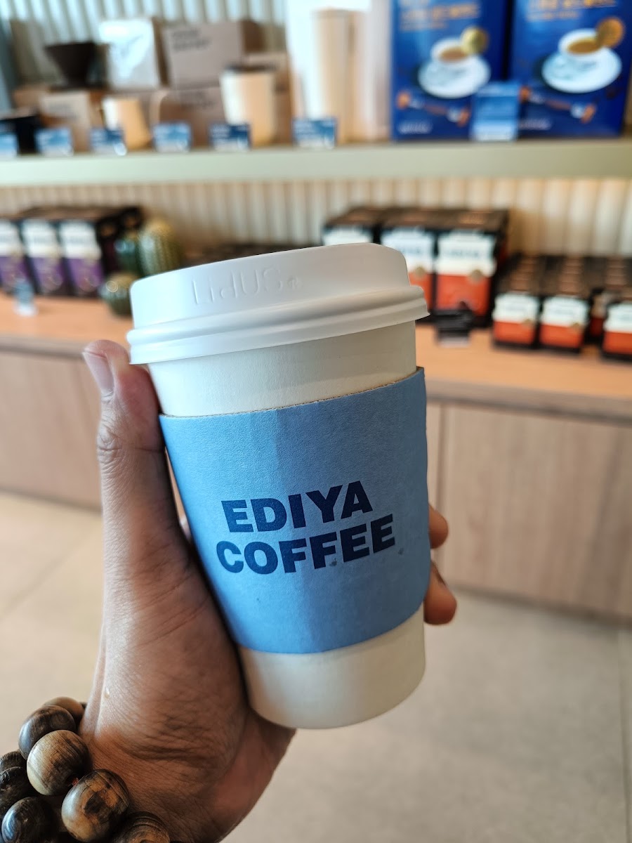 EDIYA COFFEE DT, Elmina Lakeside Mall Photo 5