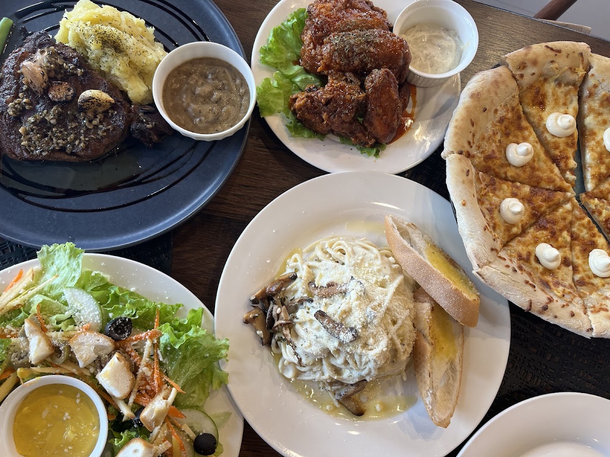 American Backyard Steakhouse Gensan Photo 4
