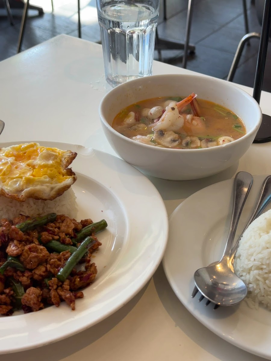 Tom-Yum Tum-Gang Photo 2