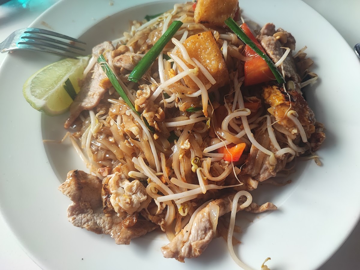 Tom-Yum Tum-Gang Photo 5