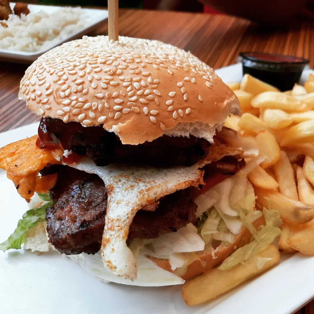 Diner Dennys Roy Alisios Photo 6