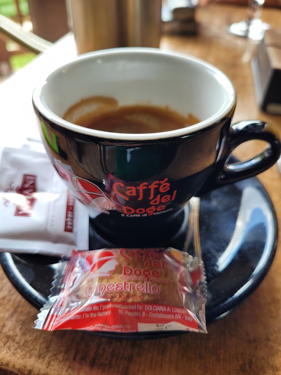 Viviani Caffe Photo 3