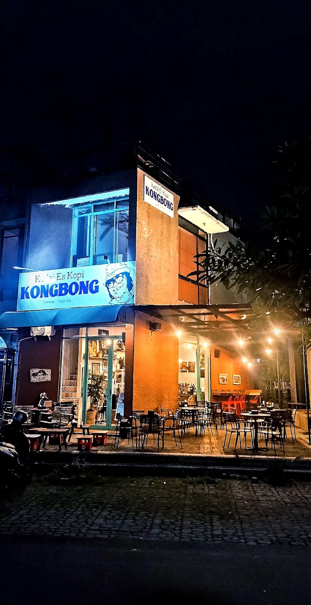 Kedai Es Kopi KONGBONG, Tjiledoeg Photo 4
