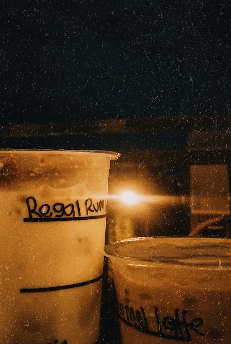Kedai Es Kopi KONGBONG, Tjiledoeg Photo 7