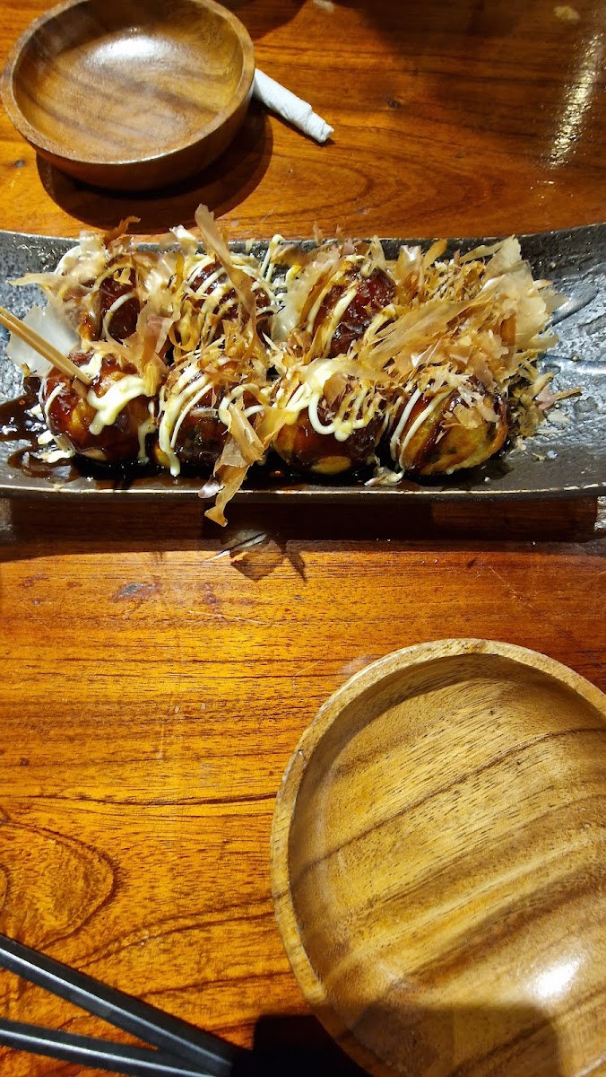 Osaka Castle El Nido Photo 6