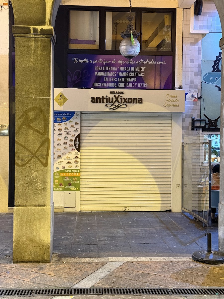 Heladería Antiu Xixona Torrelavega Photo 4