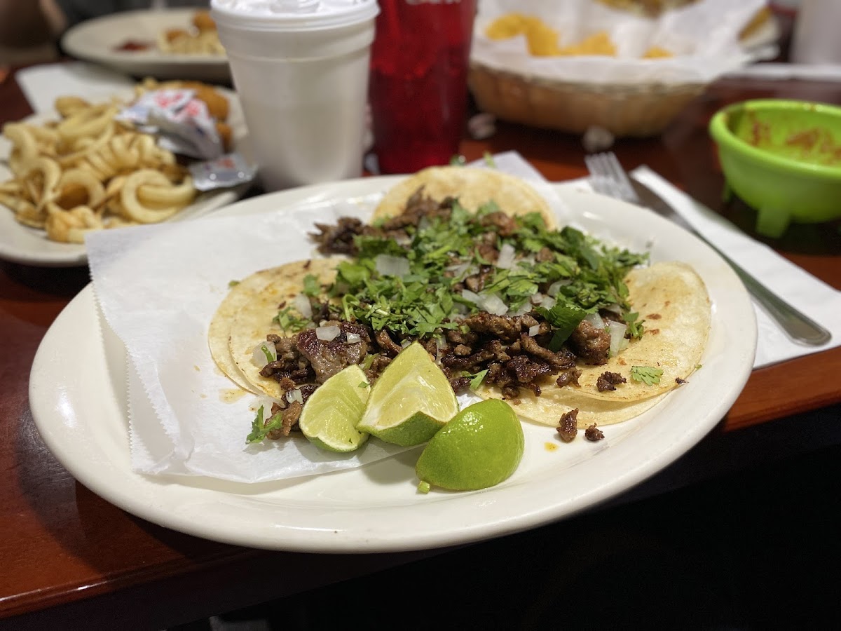 El Mezcal Mexican Grill Photo 10