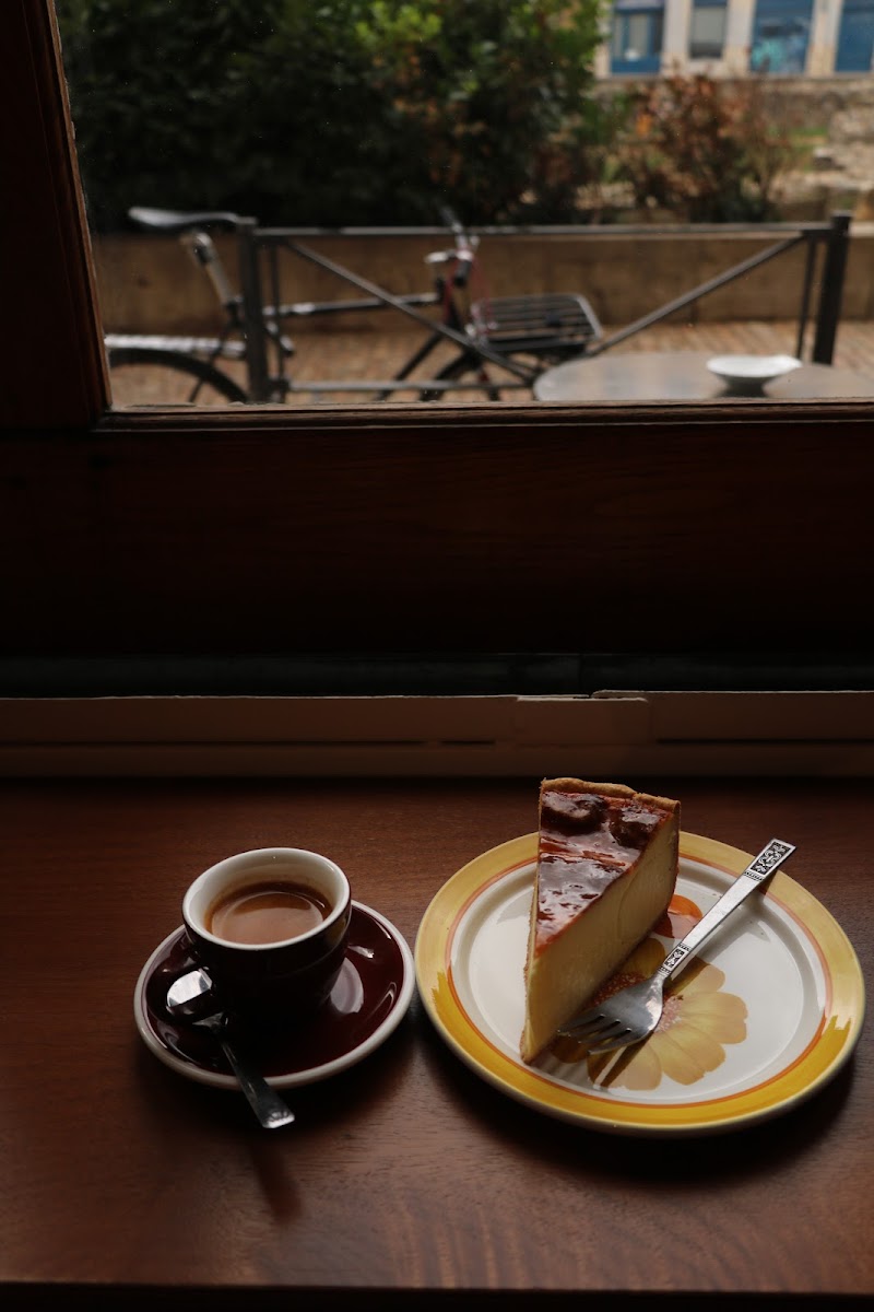 Puzzle Cafe Photo 4
