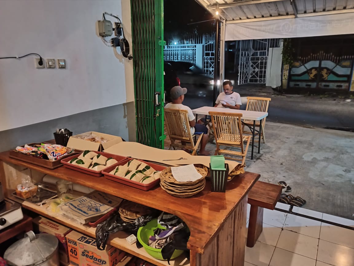 Q - LA Game & Angkringan Photo 6