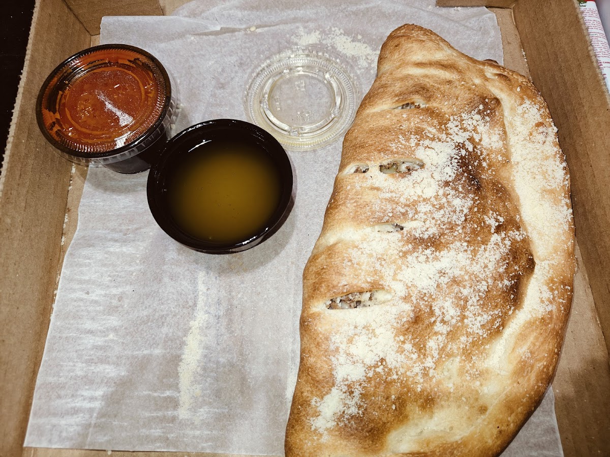 Calabria Pizza Photo 5