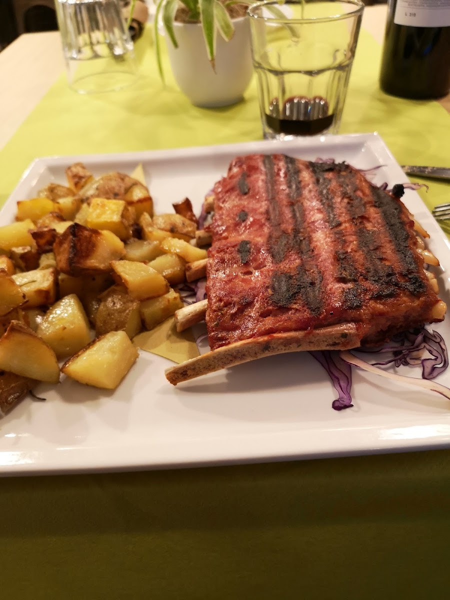 VILLAGE Grill & Kitchen Photo 8