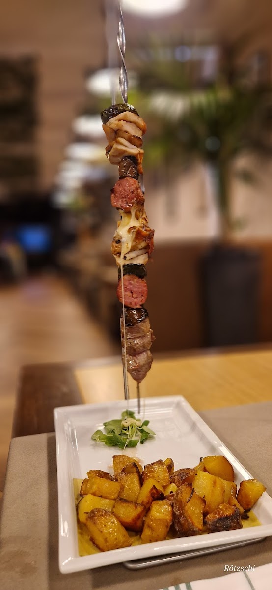 VILLAGE Grill & Kitchen Photo 9