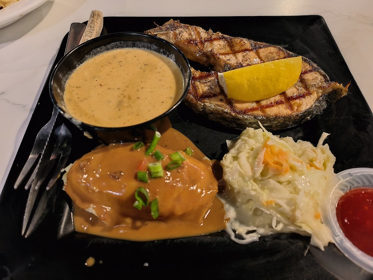 Der' Cabin Bistro Gelang Patah Photo 6