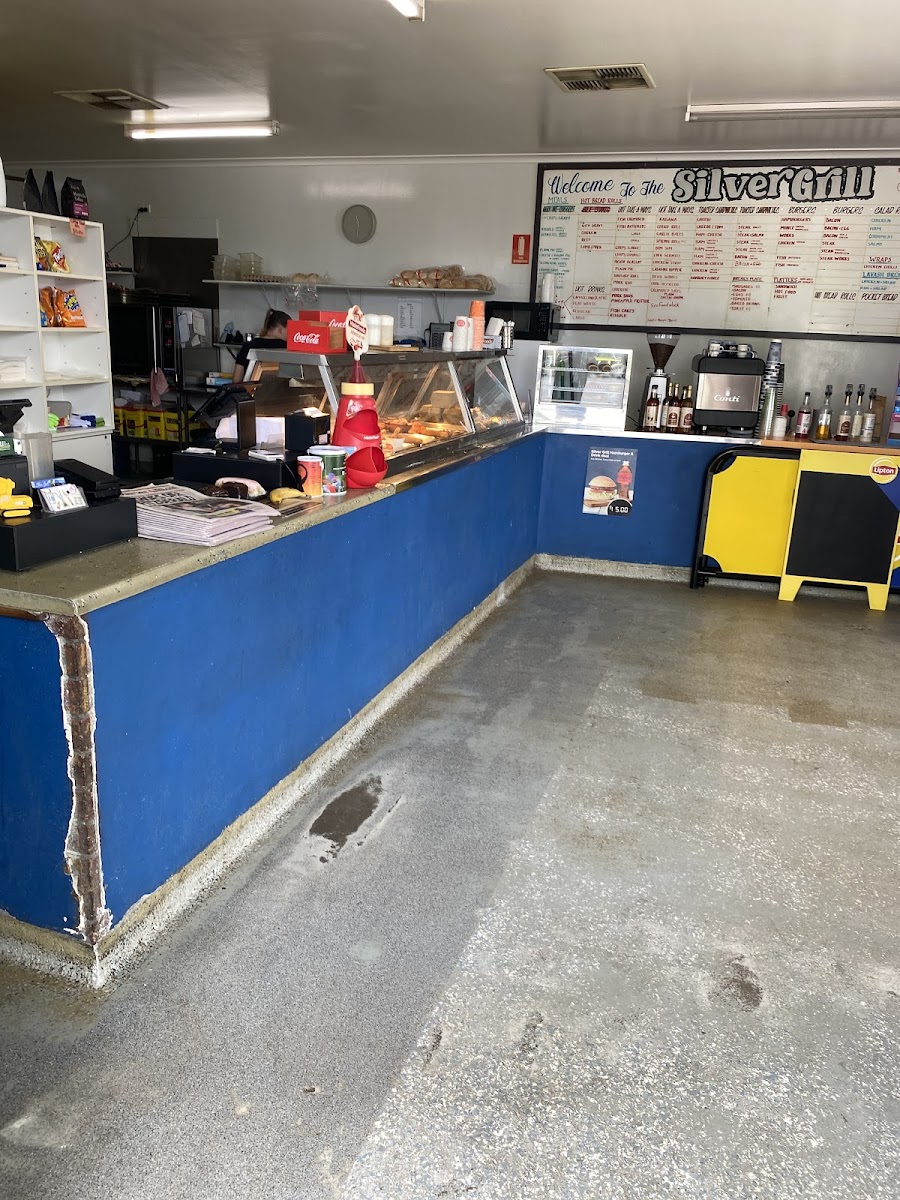 Silver Grill Photo 3
