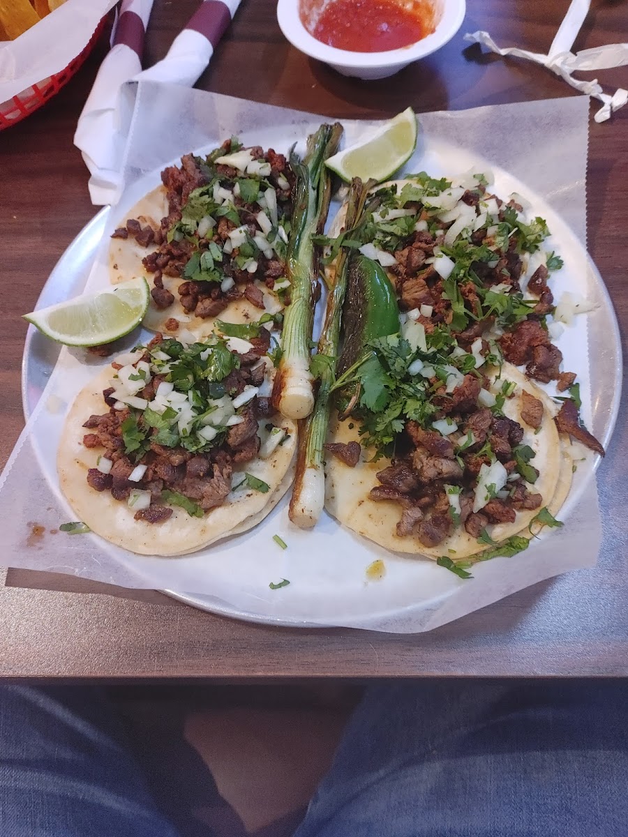 Los Compadres Mexican Restaurant Photo 7