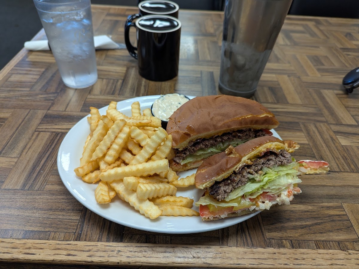 Evey's Cafe Photo 3