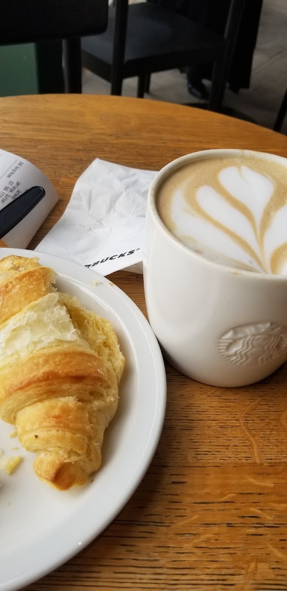 Starbucks | Gateway Umhlanga Photo 9