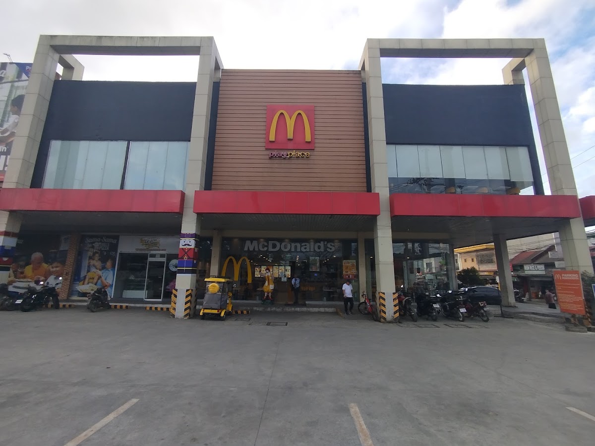 McDonald's Primark Kasiglahan